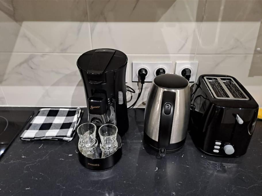 24H Course/Moto/ Oasis / Antares Apartment Льо Ман Екстериор снимка