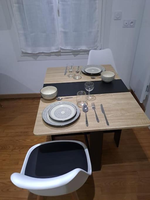 24H Course/Moto/ Oasis / Antares Apartment Льо Ман Екстериор снимка