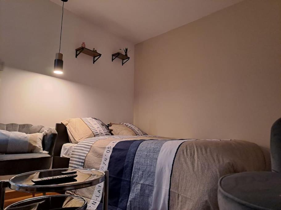24H Course/Moto/ Oasis / Antares Apartment Льо Ман Екстериор снимка